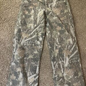 Abercrombie & Fitch Camouflage Baggy Pants